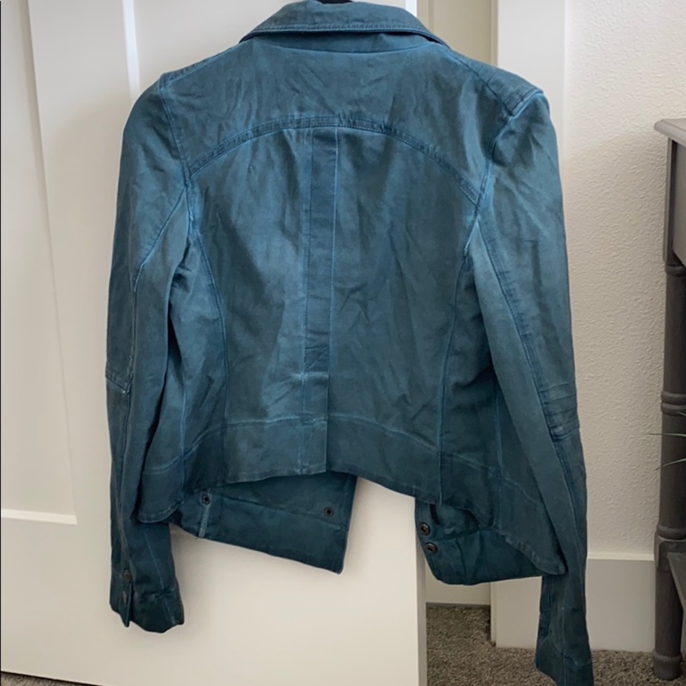 Jacket - Picture 4 of 4